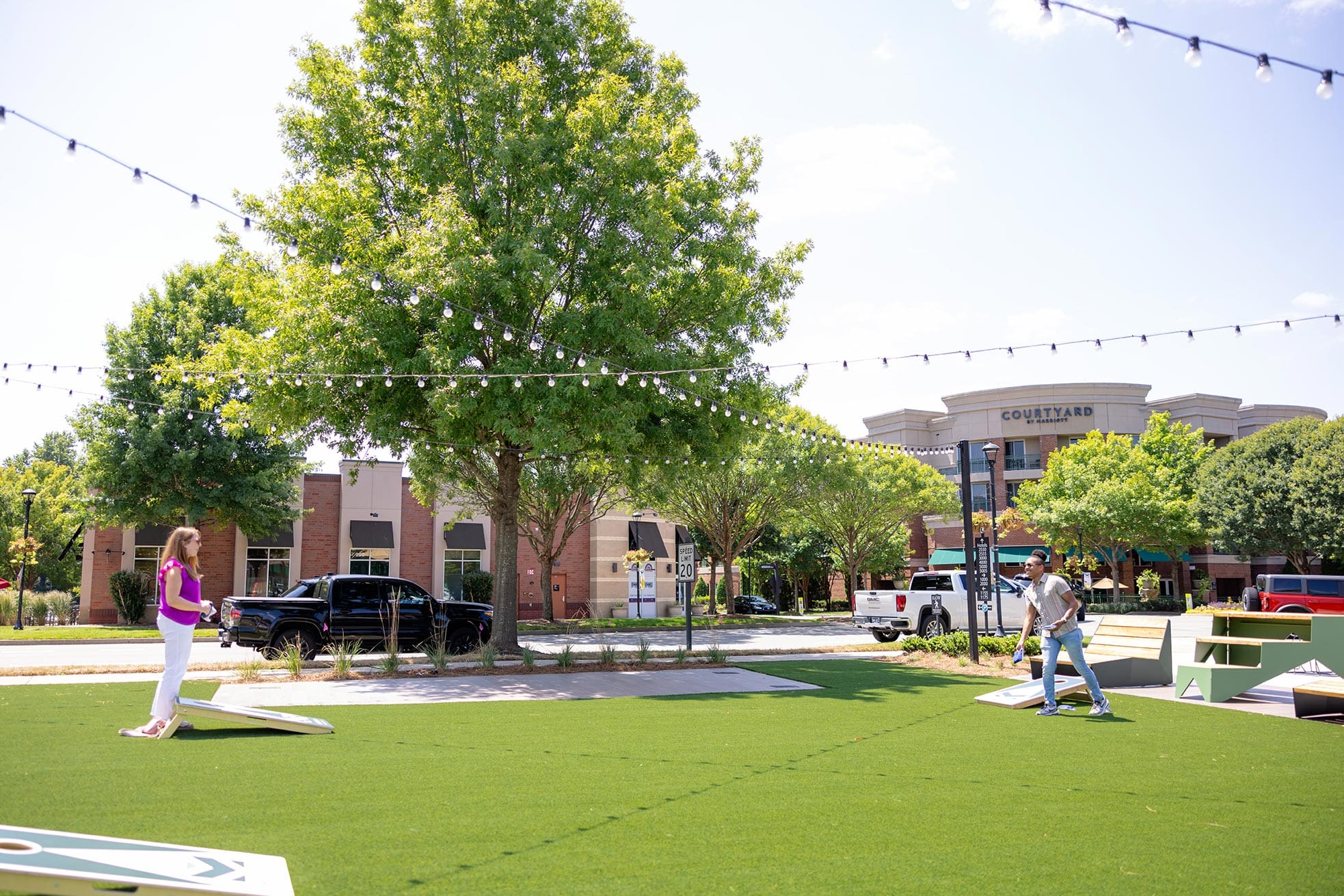 FB512 B Meridian Video Content 152